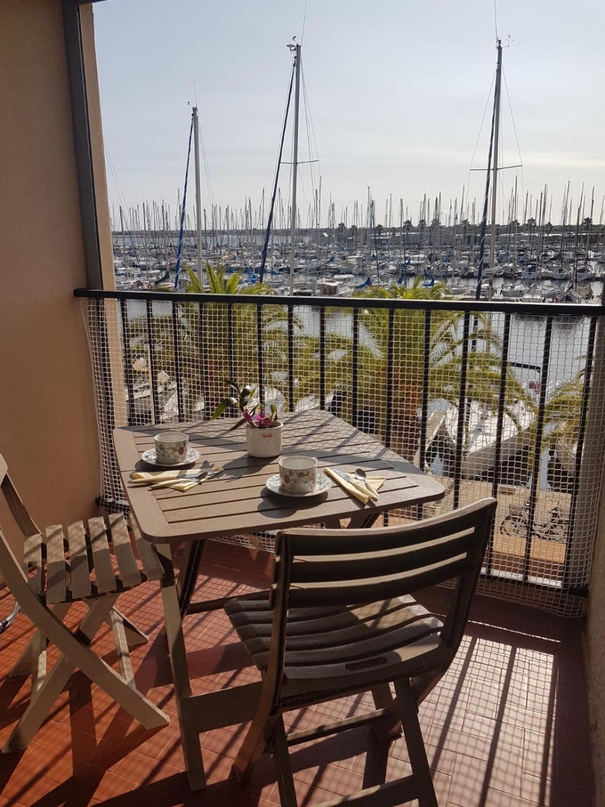 T2 Sur Le Port Avec Parking Apartment Gruissan Exterior foto